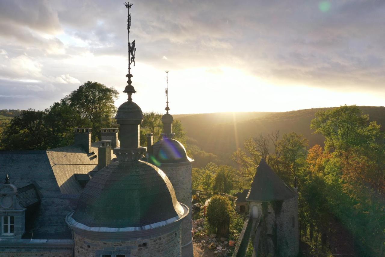Le Chateau De Mirwart Eksteriør bilde