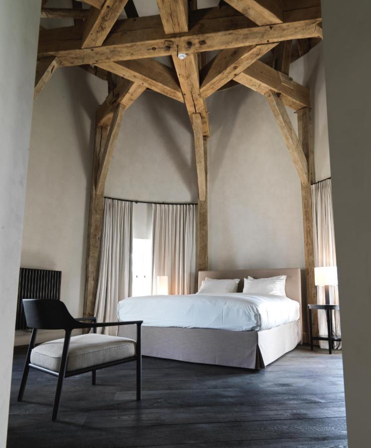 Le Chateau De Mirwart Eksteriør bilde
